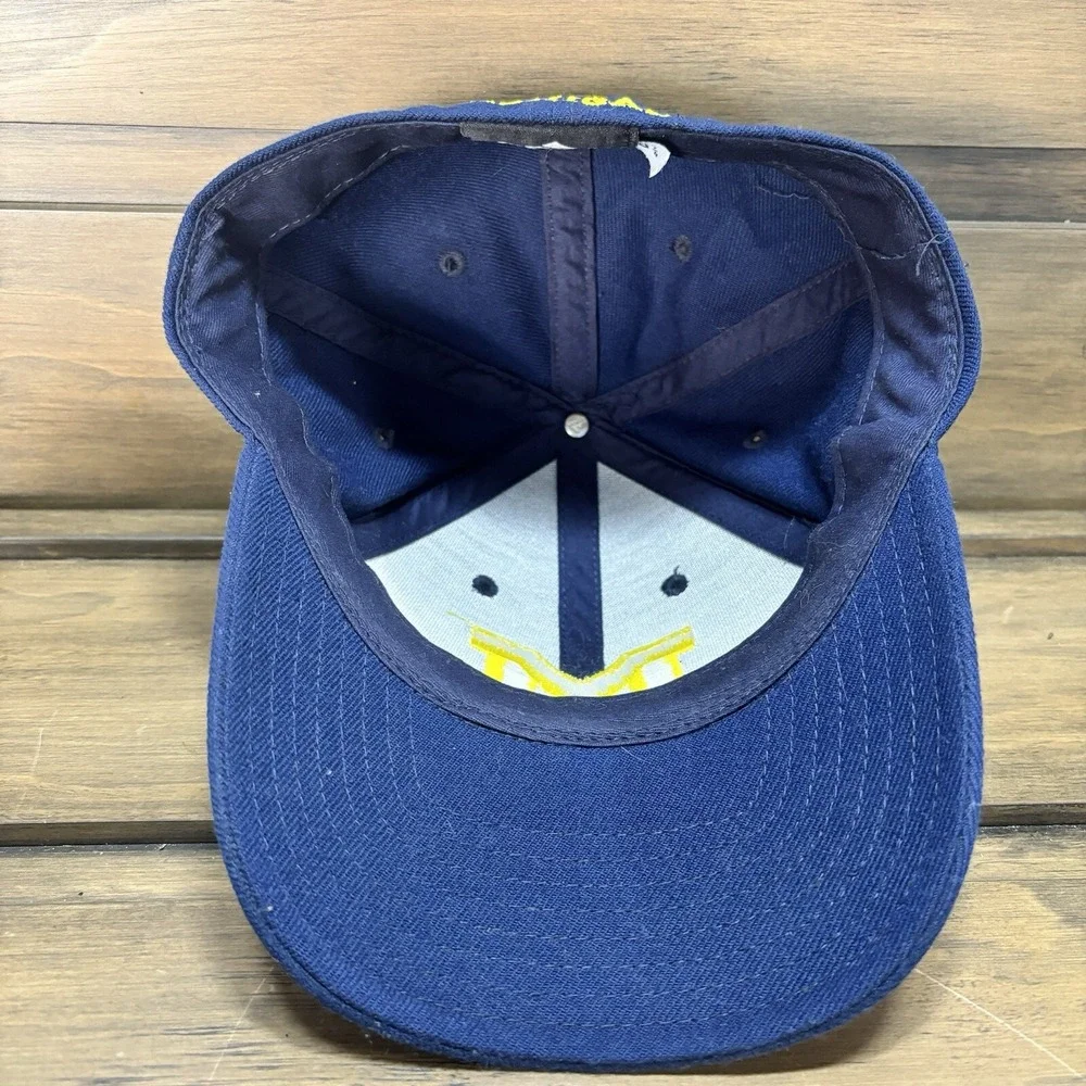 University of Michigan Wolverines Adidas Hat Cap Fitted Size 6 7/8‎